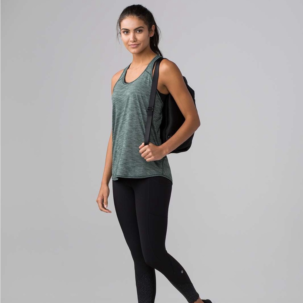 Lululemon Heathered Green Racerback Essential Scoop Neck Tank Top 8/Medium